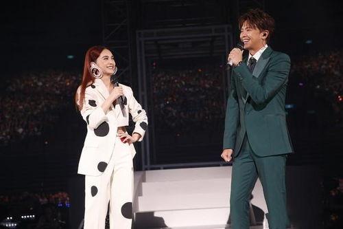 娱乐圈吃瓜杨丞琳,甜蜜爱情与事业双丰收  第2张